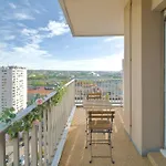 Le Royal Du Xveme - Vue Panoramique