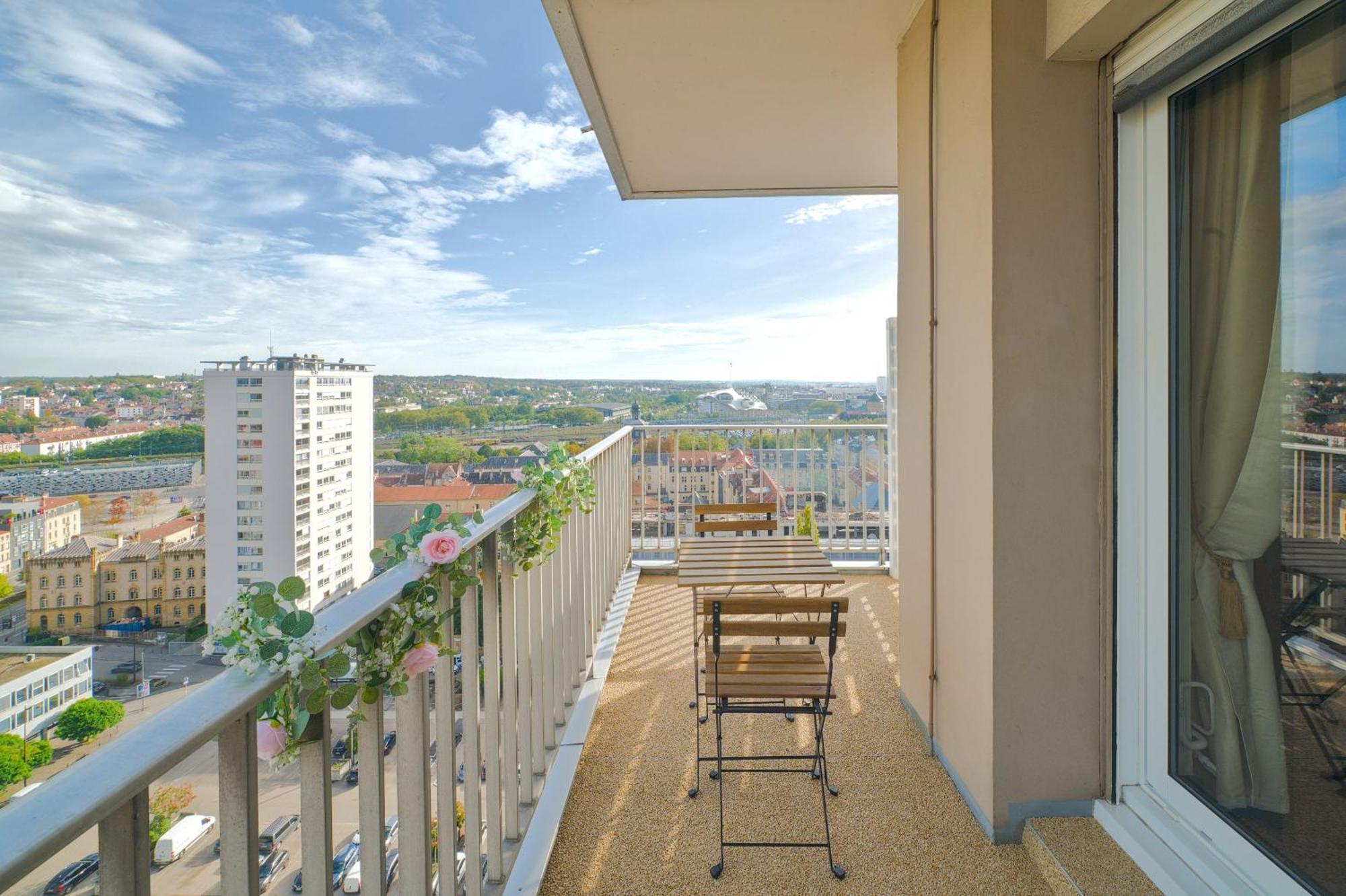 Le Royal Du Xveme - Vue Panoramique * Metz