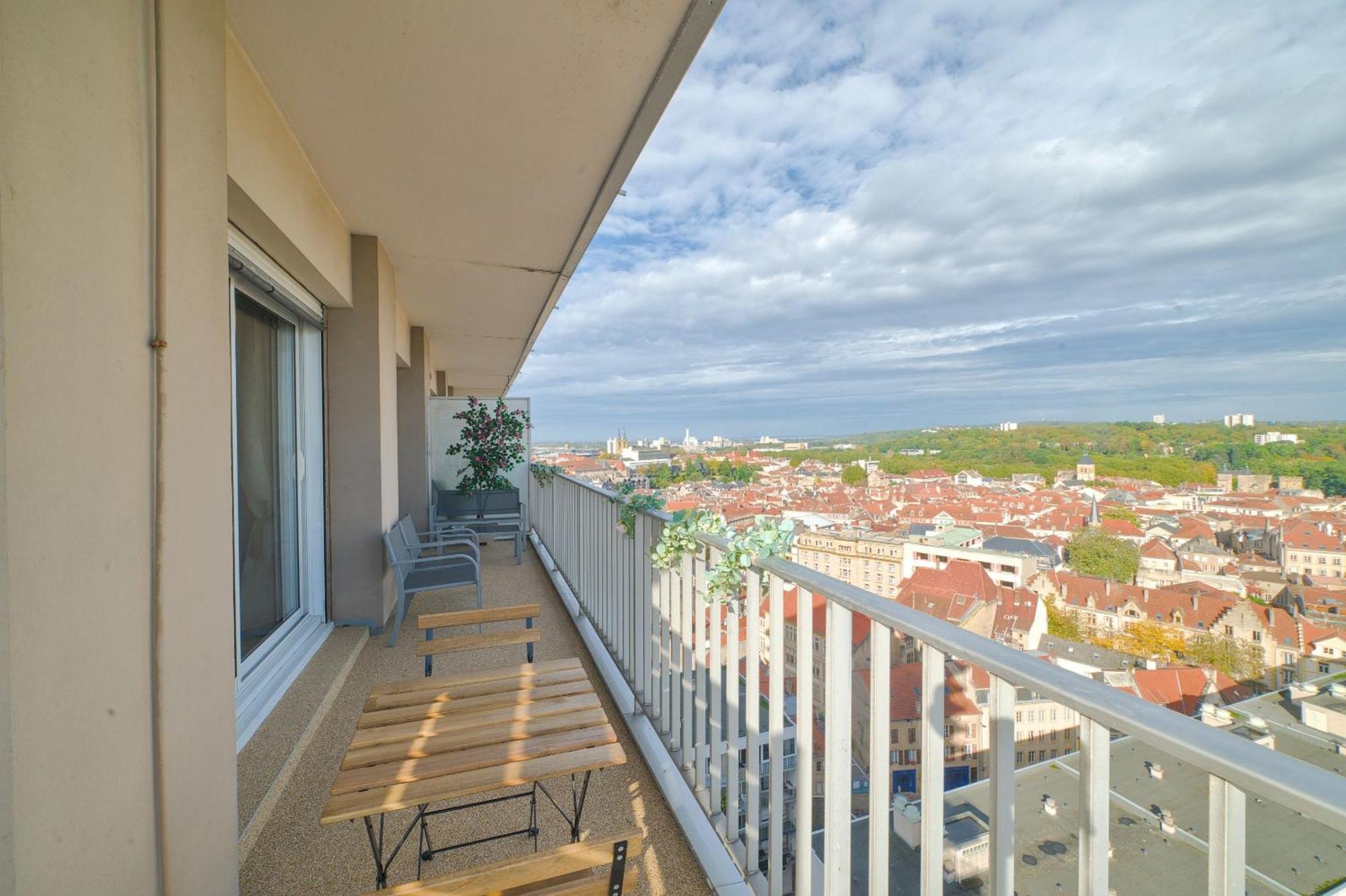 Le Royal Du Xveme - Vue Panoramique